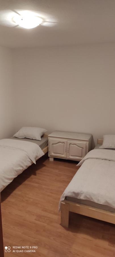 סלאבונסקי ברוד Apartman Mwa מראה חיצוני תמונה