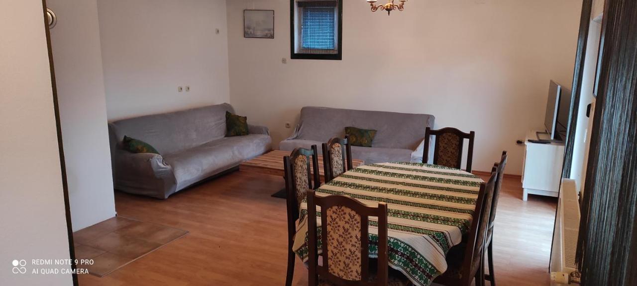 סלאבונסקי ברוד Apartman Mwa מראה חיצוני תמונה